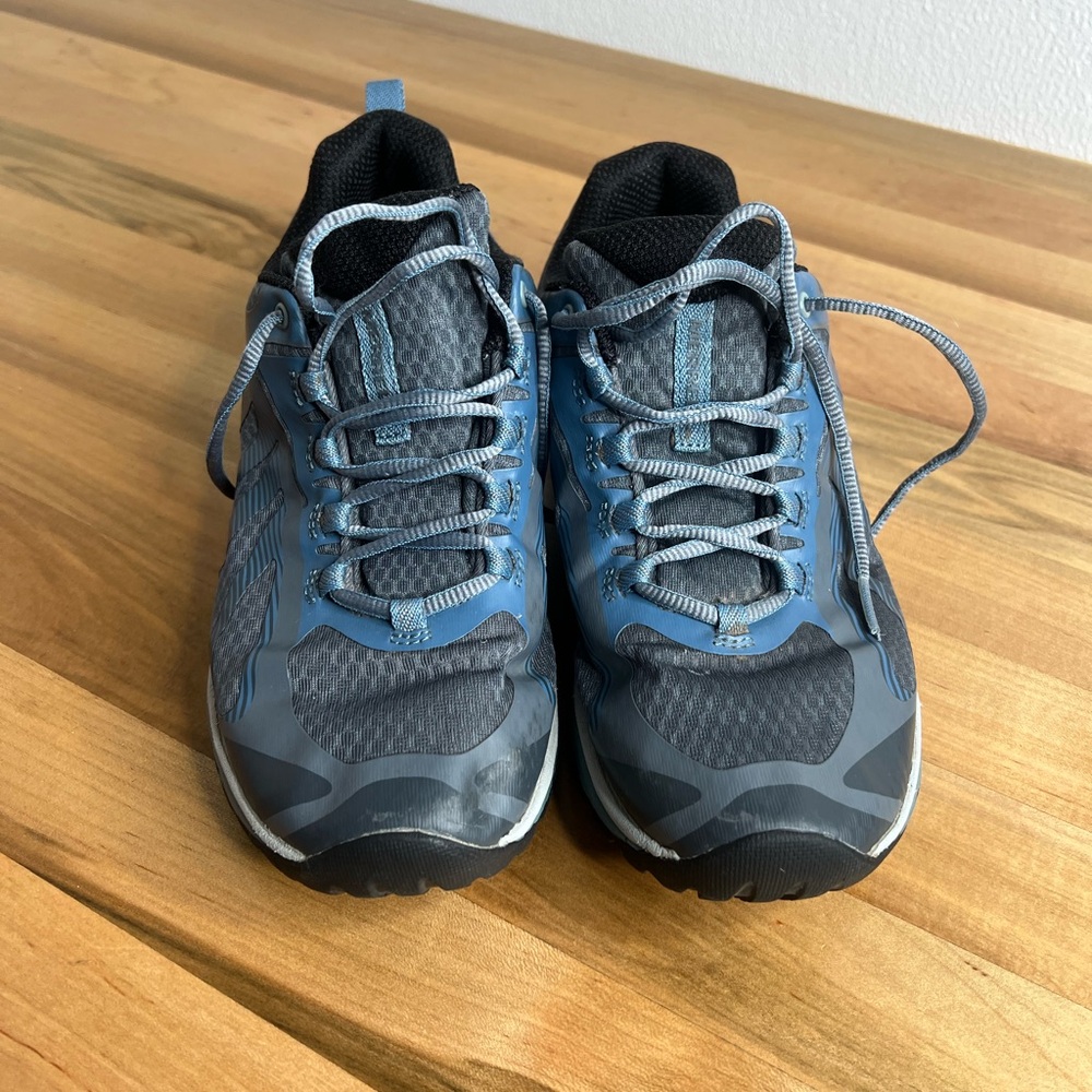 Merrell Black and Blue Sneakers women’s size 8